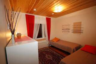 Дома для отпуска Hottituvat Kosula Улучшенный коттедж с 2 спальнями и сауной-10